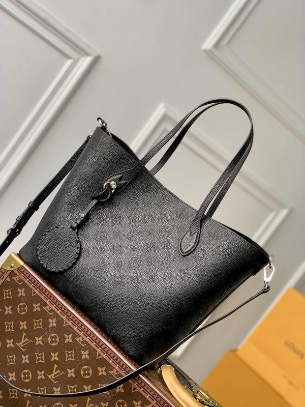 LV Handbags 247